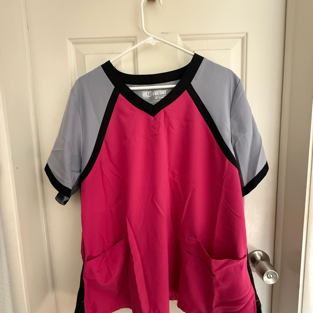 Grey's Anatomy Pink and Gray Scrub Top 2XL